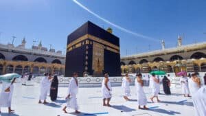 Kaaba-Tawaf what is umrah